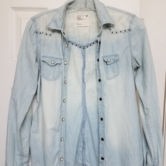American Eagle Outfitters Tops - American Eagle Button down shirt